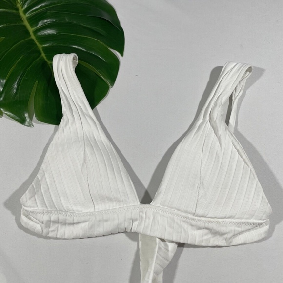 Becca [‎ Small ] Loreto Ribbed Banded Bikini Top in White - Picture 2 of 12